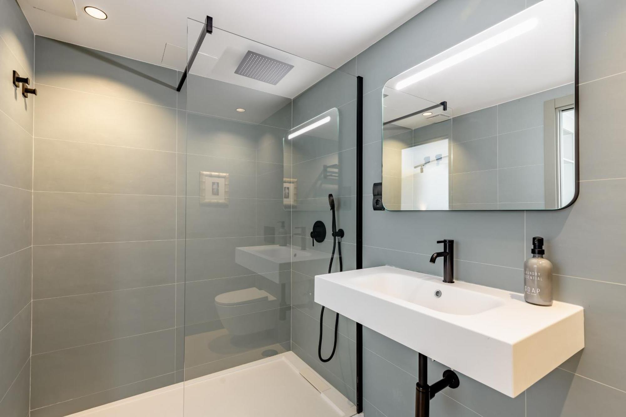 Atarazanas Suite, Atico Con Terraza 말라가 외부 사진